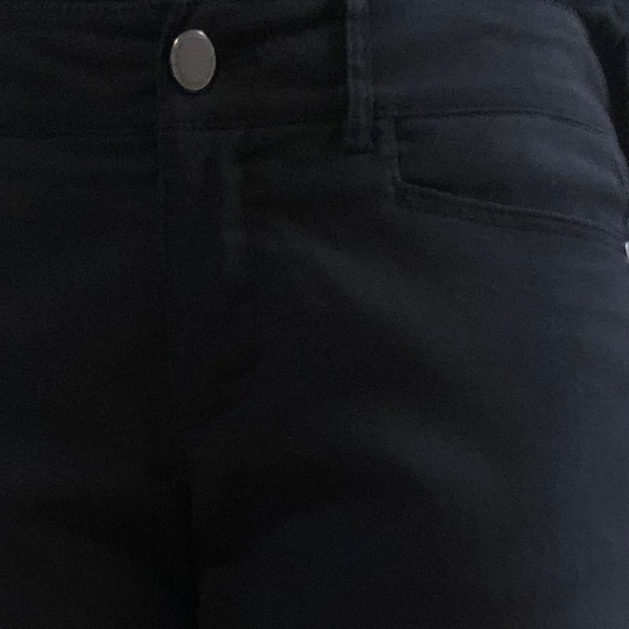 Mexx Metropolitan Black Capri Pants - Picture 4 of 4